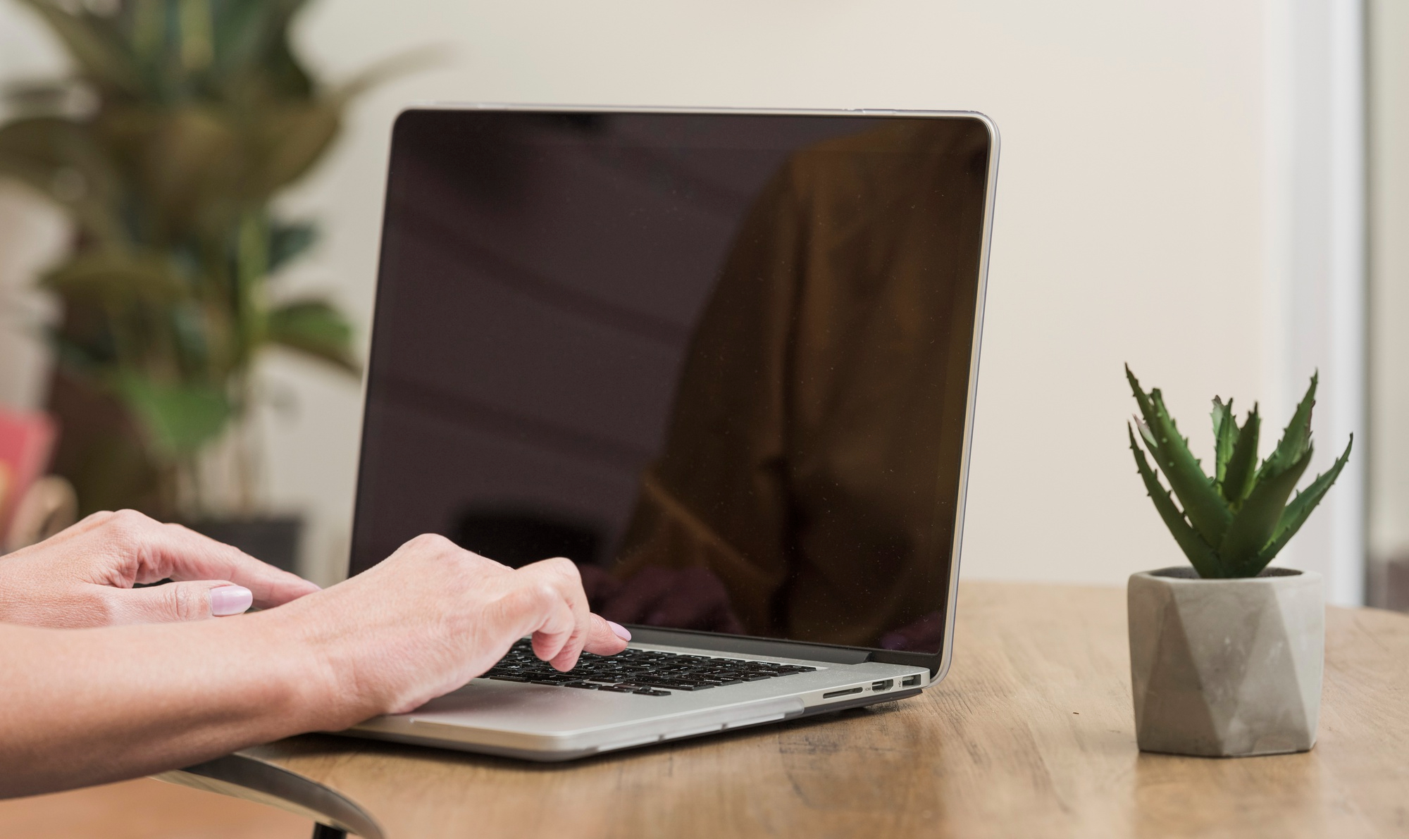 Speed Up a Slow Laptop: 10 Tips to Make Your Old Laptop Faster